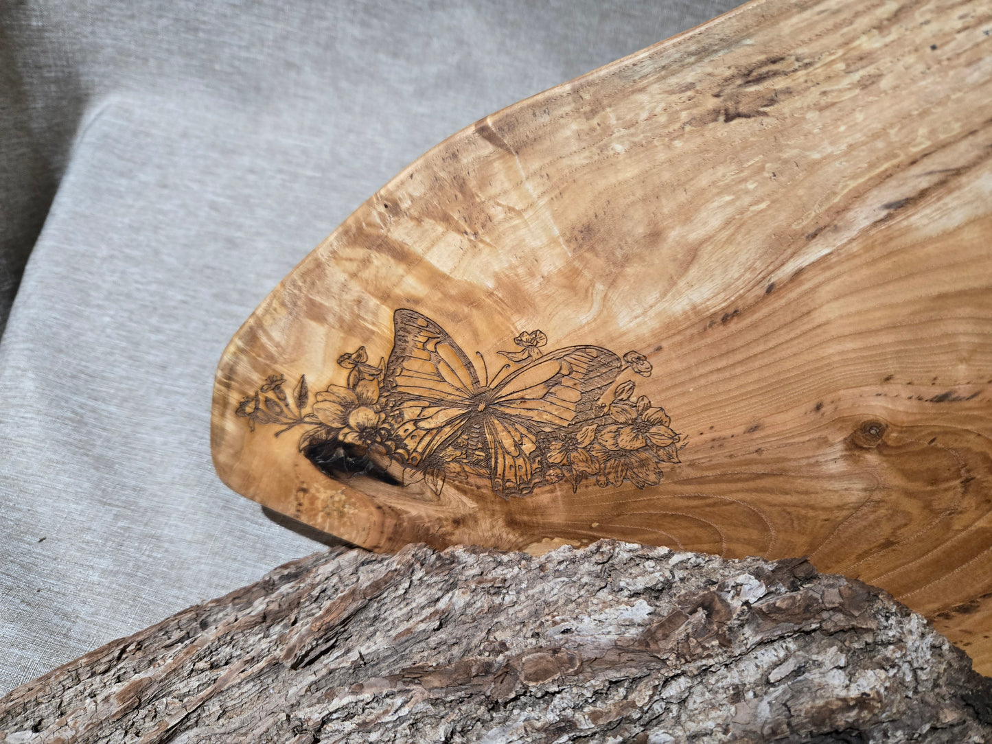 23" Ash Live Edge Charcuterie Board w handle & Butterfly engraving