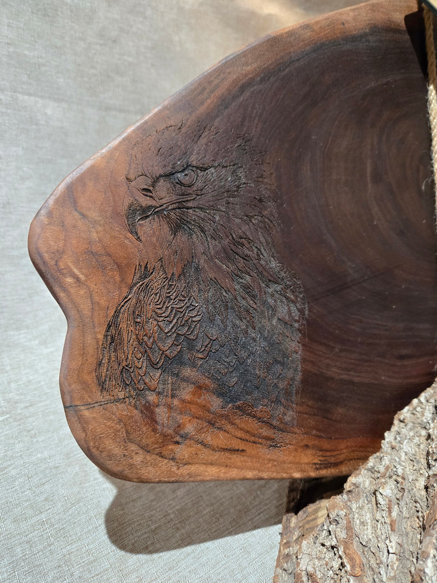 20" Walnut Cookie Charcuterie Board w Eagle engraving